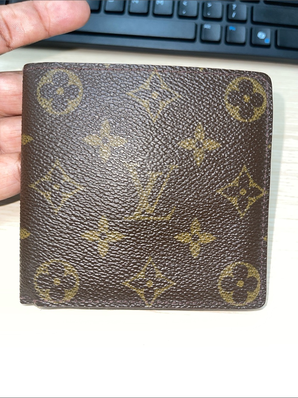 Men’s Vintage Louis Vuitton Brown Monogram Bi fold Wallet